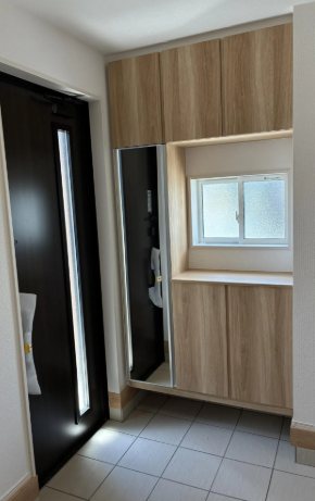 甲斐市龍地全3棟1号棟　新築戸建て 現地写真（玄関）