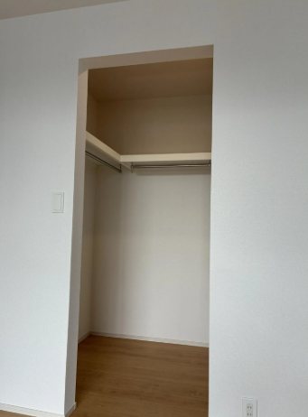 甲斐市龍地全3棟1号棟　新築戸建て 内観写真（収納）