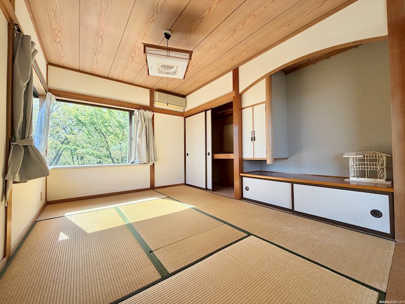 甲府市山宮町　中古 内観写真（リビング以外の居室）