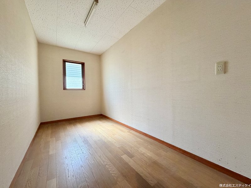 甲府市山宮町　中古 内観写真（リビング以外の居室）