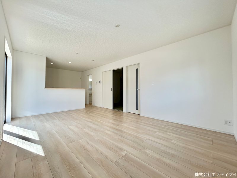 中央市成島第1 1号棟　新築戸建て 内観写真（リビング）