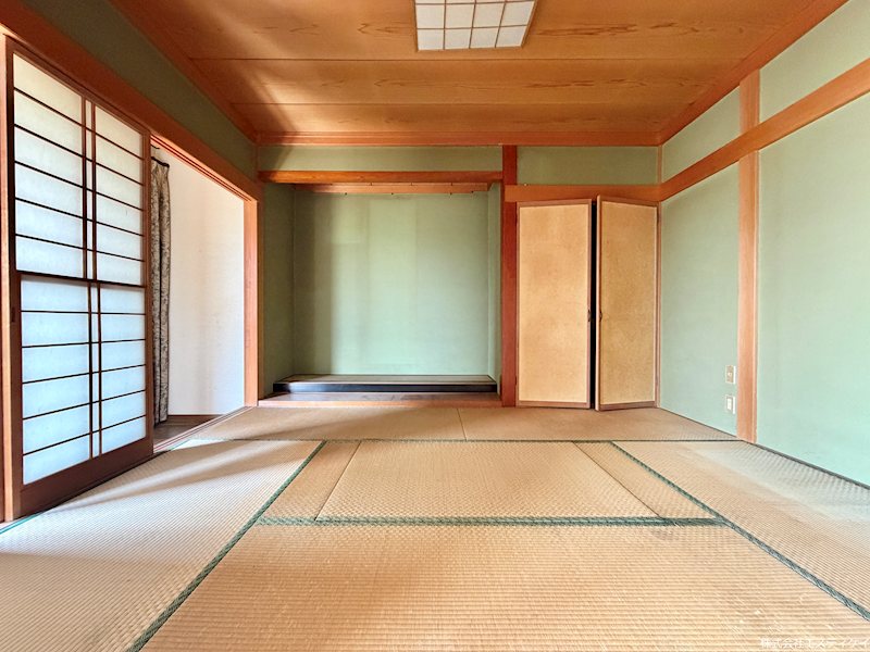 南アルプス市曲輪田　中古 内観写真（リビング以外の居室）