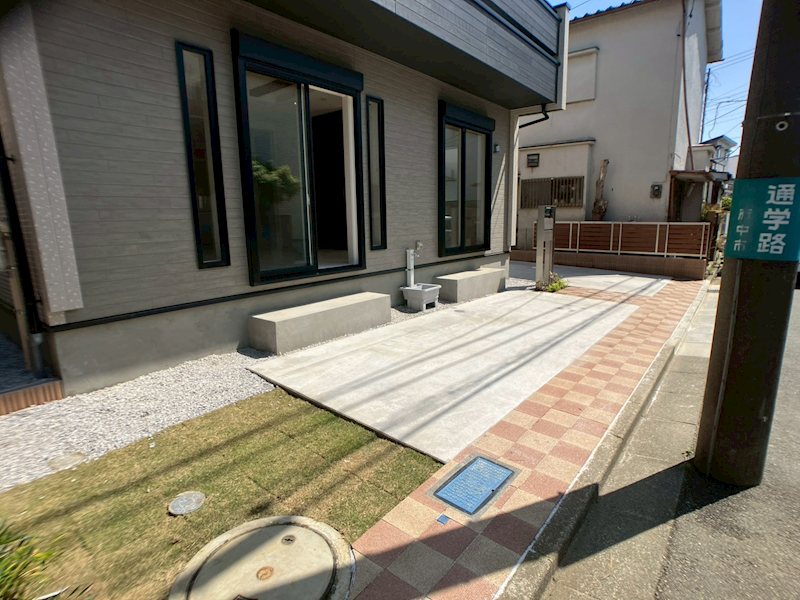 府中市分梅町5丁目　新築戸建 現地写真（庭）