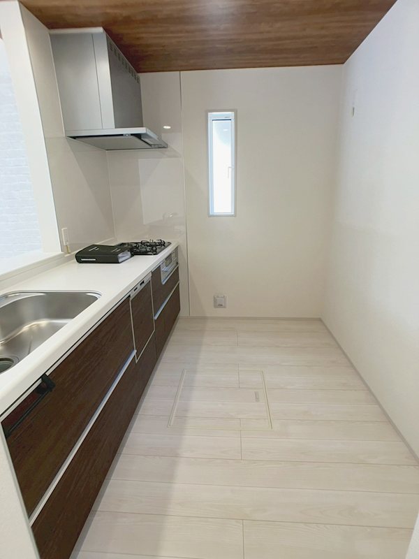 府中市分梅町5丁目　新築戸建 内観写真（キッチン）
