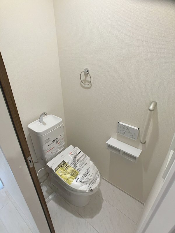 府中市分梅町5丁目　新築戸建 内観写真（トイレ）