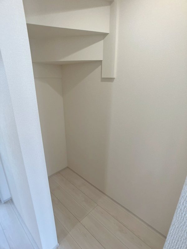 府中市分梅町5丁目　新築戸建 内観写真（収納）