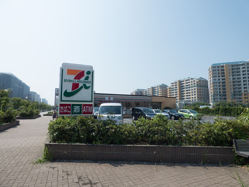 シーガーデン新浦安C棟 コンビニ