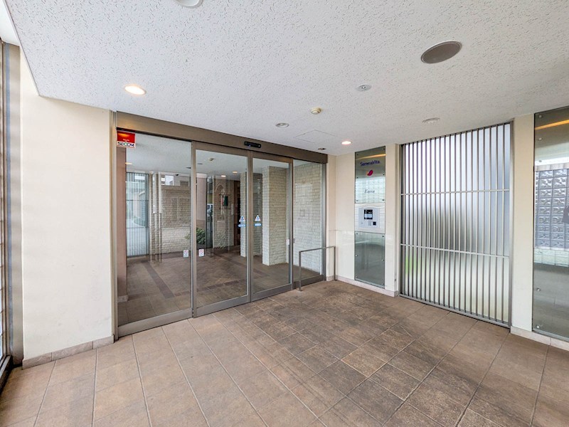 セレナヴィータ新浦安E棟 共用部写真（エントランス）