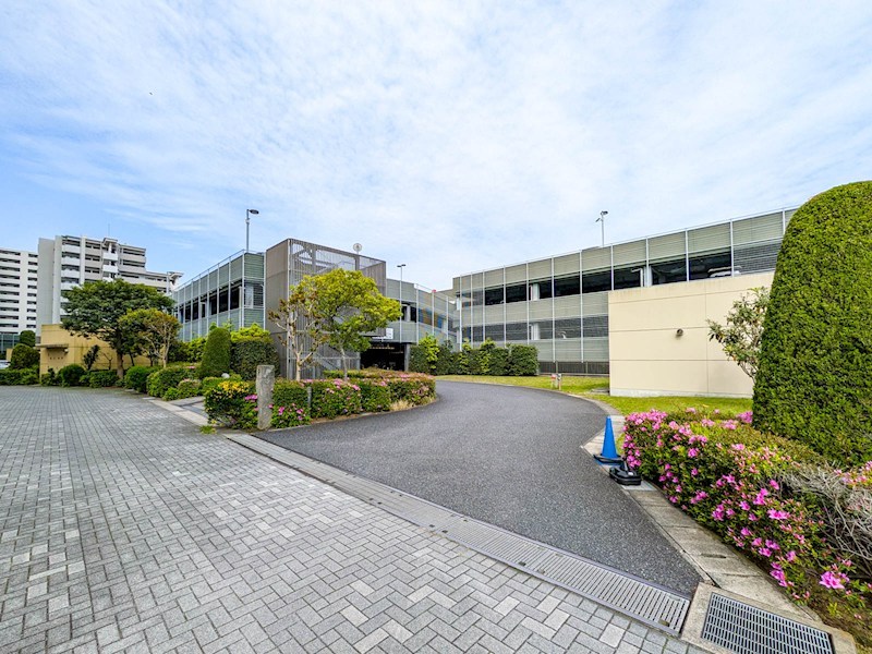 セレナヴィータ新浦安E棟 共用部写真（駐車場）