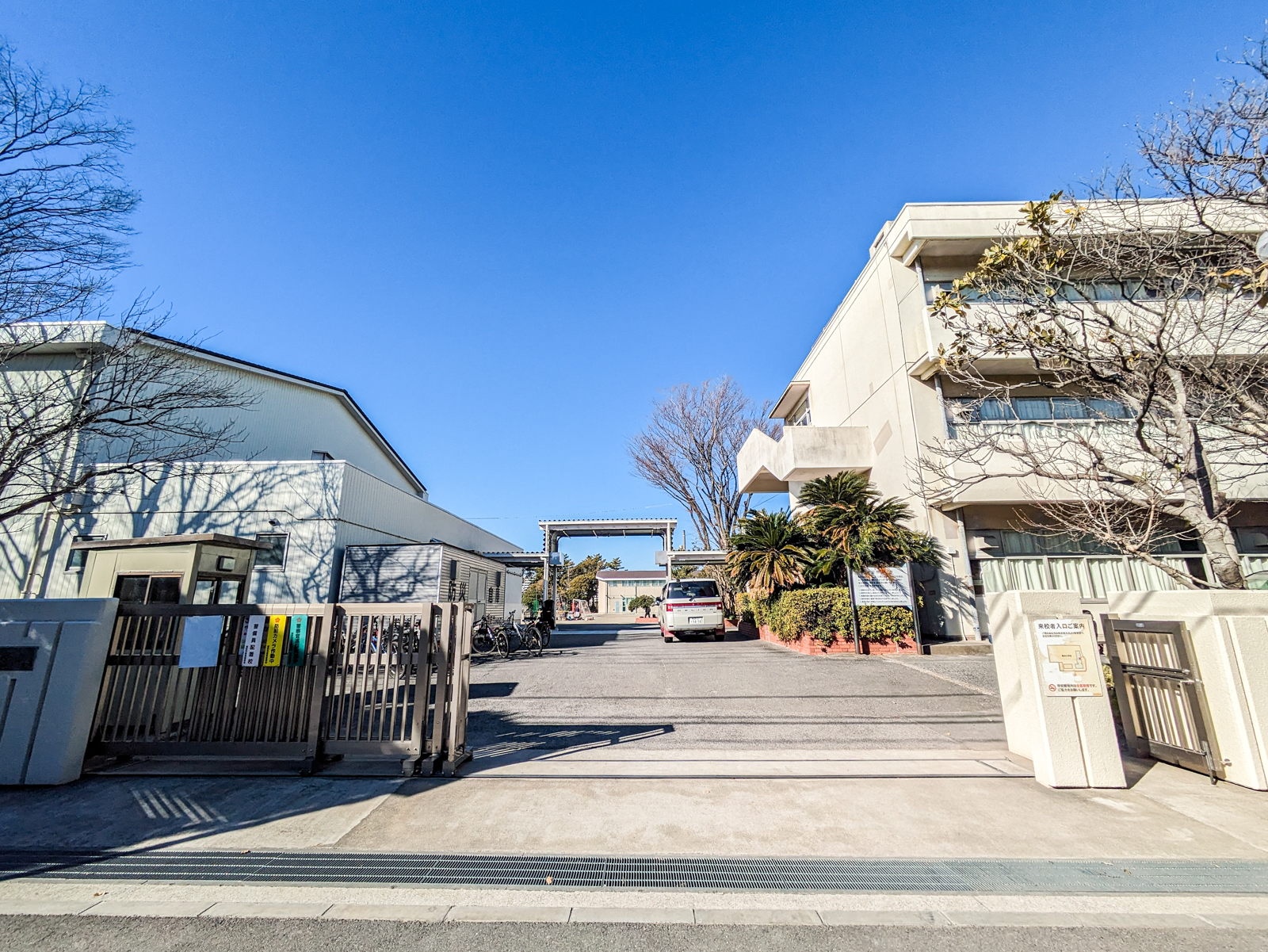 浦安市富士見4丁目土地2区画 小学校