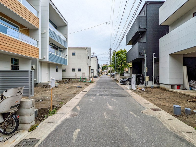 浦安市富岡4丁目新築戸建A号棟 現地写真（前面道路含む現地写真）