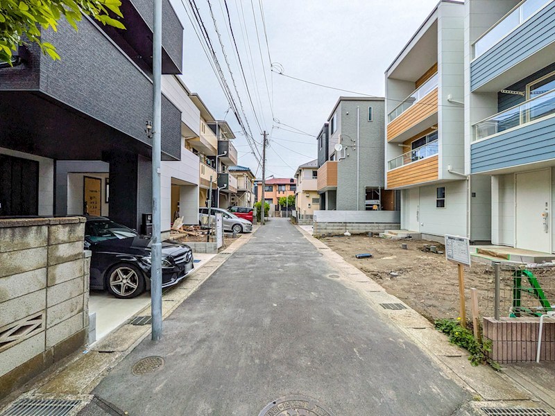 浦安市富岡4丁目新築戸建A号棟 現地写真（前面道路含む現地写真）
