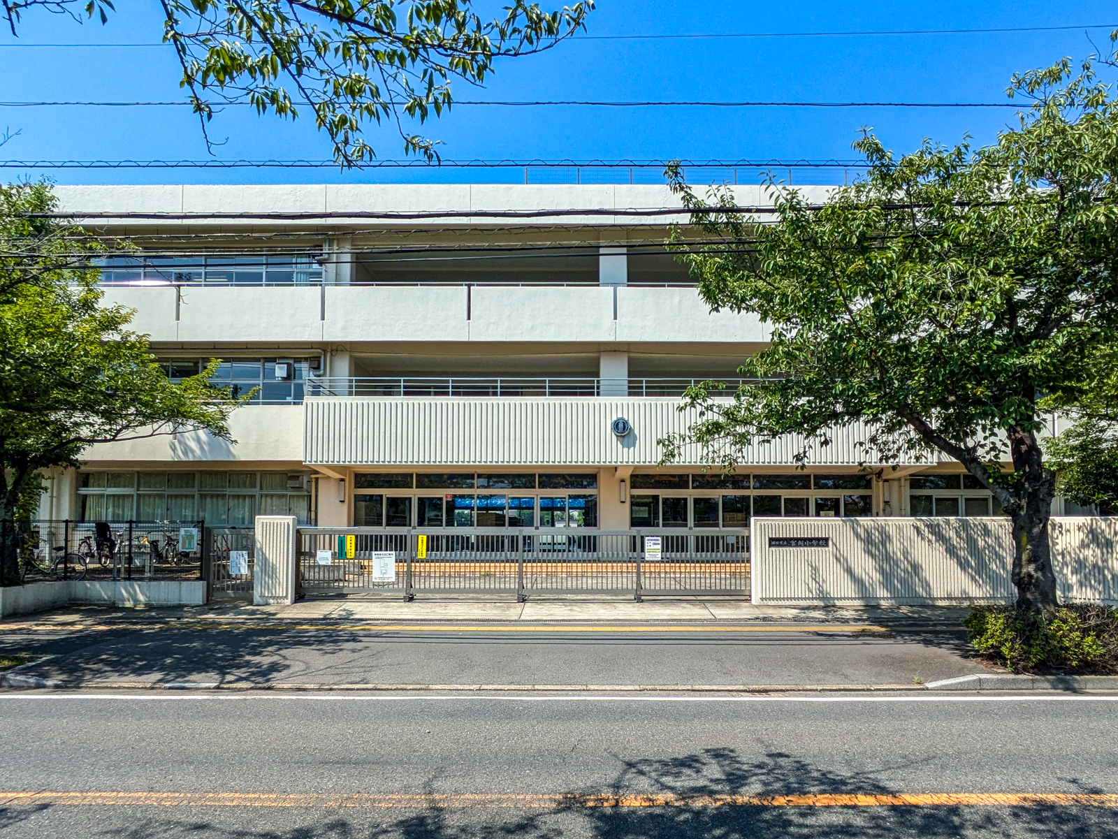浦安市富岡4丁目新築戸建A号棟 小学校
