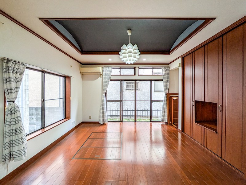 浦安市海楽1丁目戸建 内観写真（リビング）