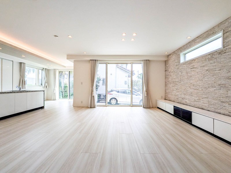 浦安市日の出6丁目戸建 内観写真（リビング）