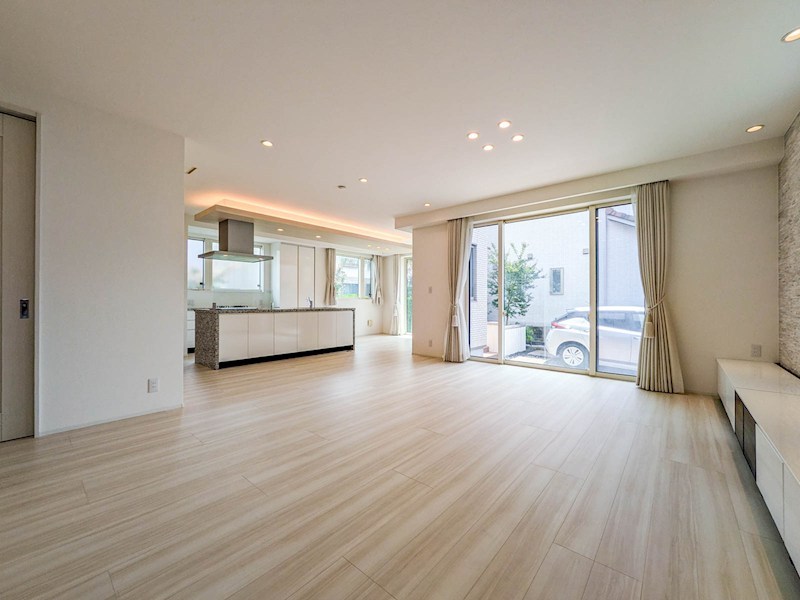 浦安市日の出6丁目戸建 内観写真（リビング）