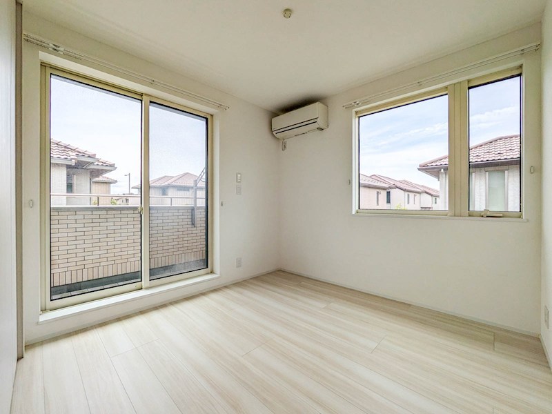 浦安市日の出6丁目戸建 内観写真（リビング以外の居室）
