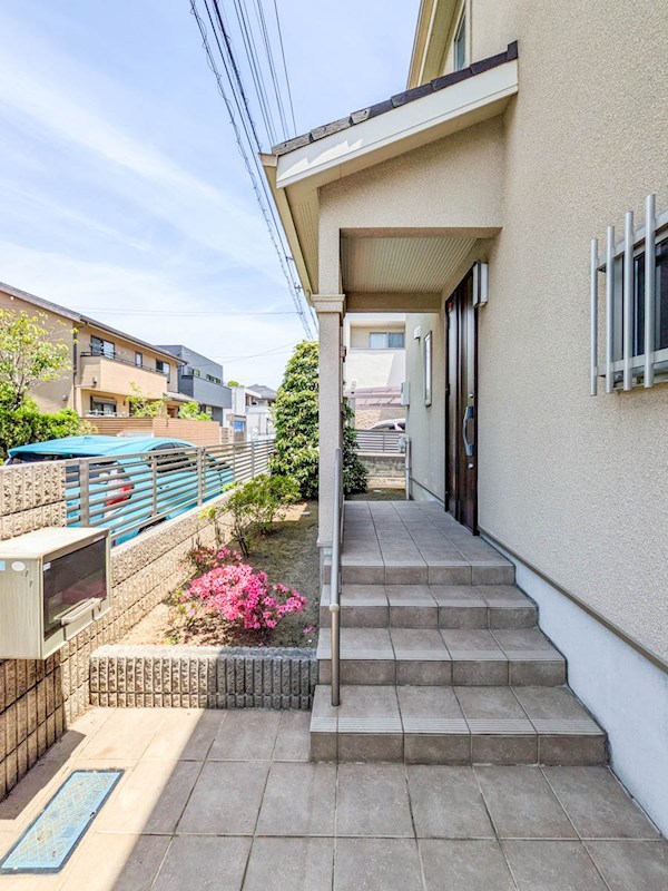 浦安市美浜3丁目戸建 現地写真（玄関）