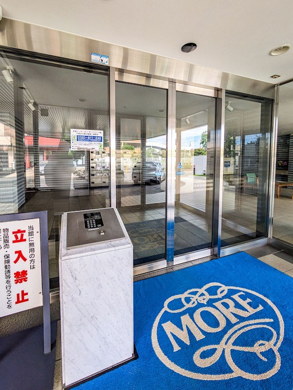 モアステージ新浦安 共用部写真（エントランス）