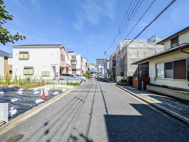 浦安市今川4丁目土地2区画 現地写真（前面道路含む現地写真）
