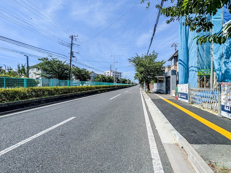 浦安市富士見4丁目新築戸建2号棟 現地写真（前面道路含む現地写真）