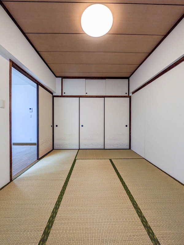 富岡エステート2号棟 内観写真（収納）