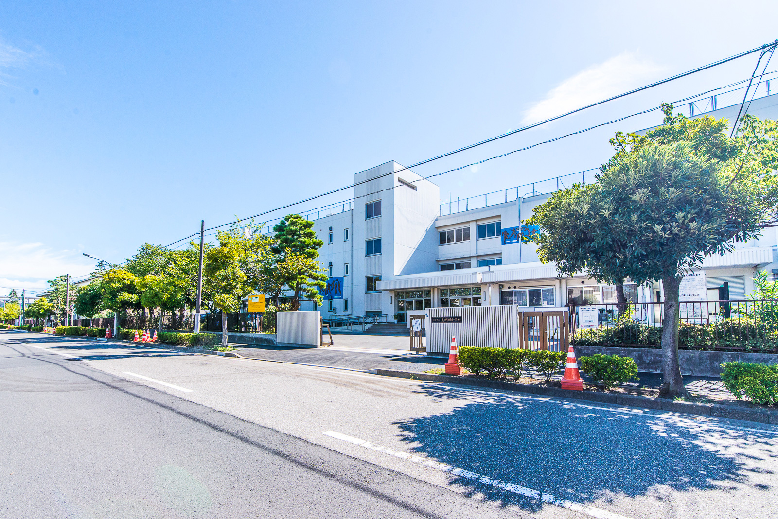 エアーズガーデン新浦安パークレジデンス 小学校