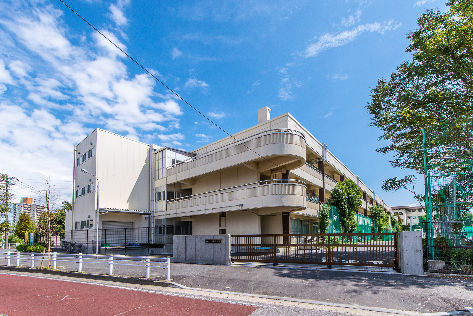 浦安市海楽2丁目戸建 中学校
