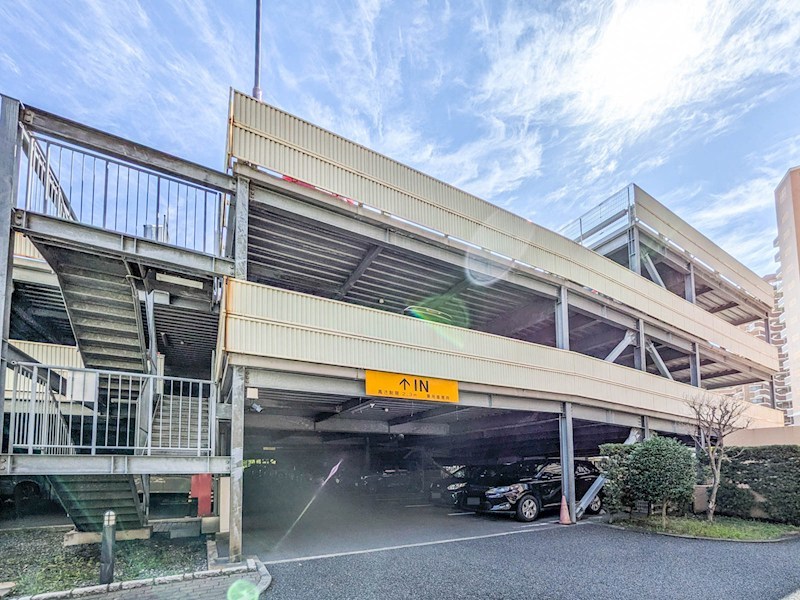 レジアスフォート新浦安 共用部写真（駐車場）