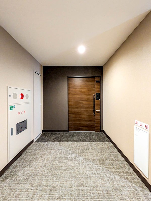 LUMISIA浦安舞浜 現地写真（玄関）