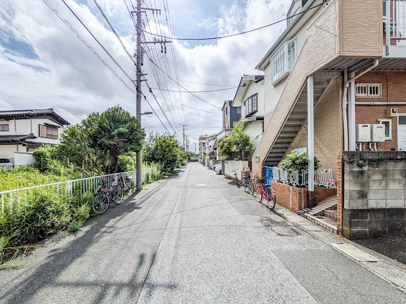 浦安市富士見1丁目売りアパート 現地写真（前面道路含む現地写真）