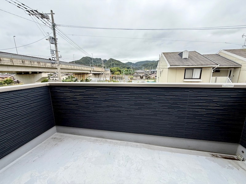 苅田町若久町2丁目（UF）中古戸建 現地写真（バルコニー）