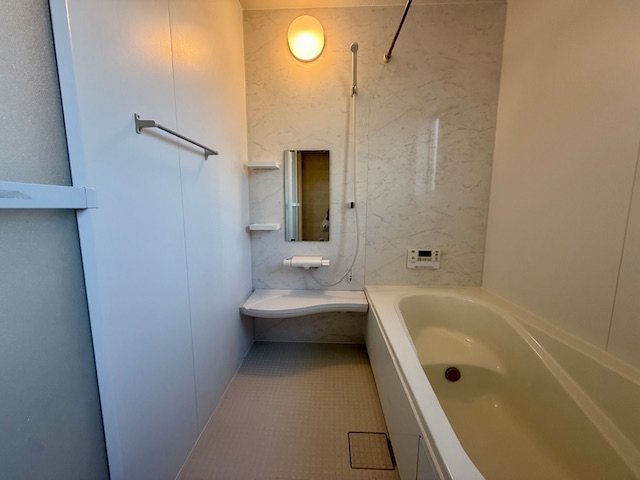 行橋市西泉3丁目　(UF)　中古戸建 内観写真（浴室）