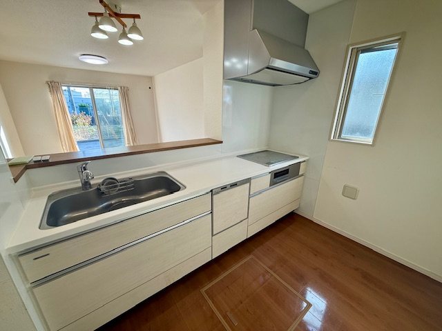 行橋市西泉3丁目　(UF)　中古戸建 内観写真（キッチン）