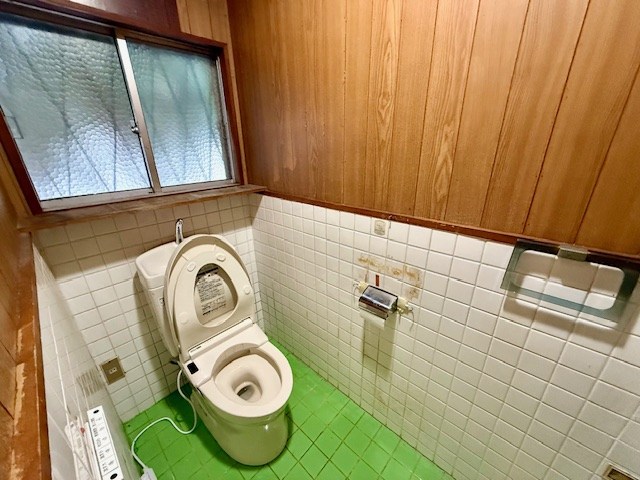 八幡西区塔野3丁目　(UF)　中古戸建 内観写真（トイレ）