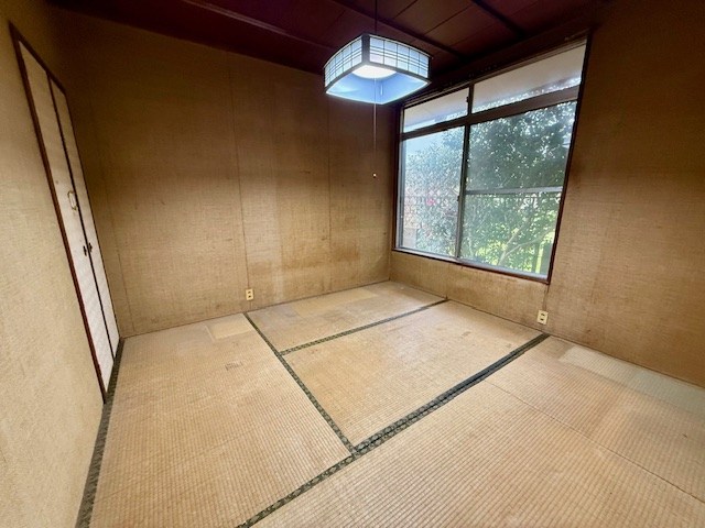八幡西区塔野3丁目　(UF)　中古戸建 内観写真（リビング以外の居室）