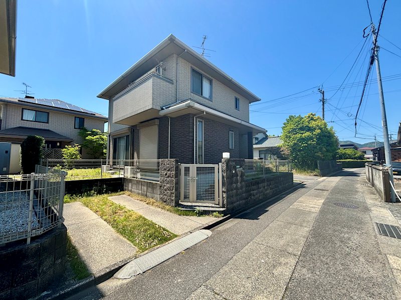 小倉南区上曽根３丁目　中古戸建(UF) 現地写真（前面道路含む現地写真）