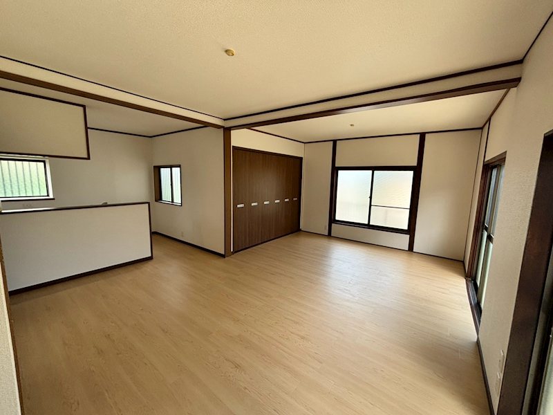 小倉南区津田南町　(TJ)　中古戸建 内観写真（リビング）