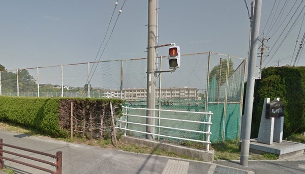 瀬戸市山手町 中学校