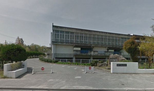 瀬戸市瀬戸口町 中学校