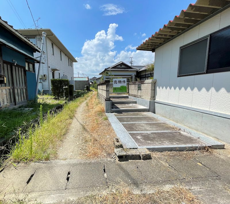 【売土地】整形・駅近☆日当たり良好！広々敷地平赤井■水害なし■好間工業団地まで車で8分■家庭菜園可！ご相談ください！ 現地写真（前面道路含む現地写真）