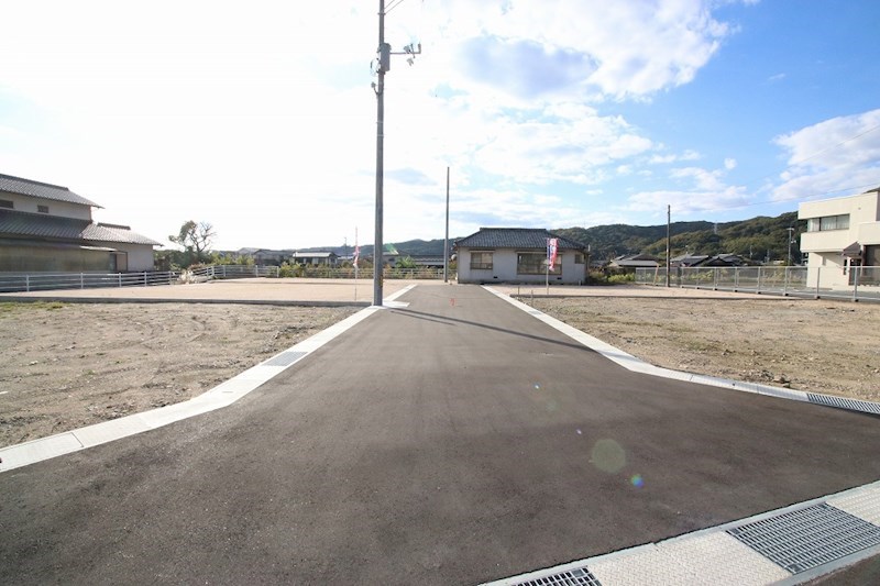 岡山市北区足守 分譲地【全5区画】D号地 現地写真(前面道路含む現地写真)
