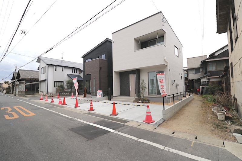 クラハ西阿知町1号地　 分譲済街並み写真