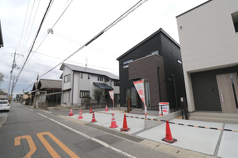 クラハ西阿知町1号地　 分譲済街並み写真
