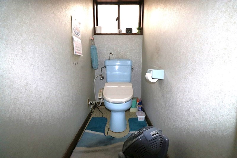 総社市井尻野173-2　中古住宅 内観写真（トイレ）