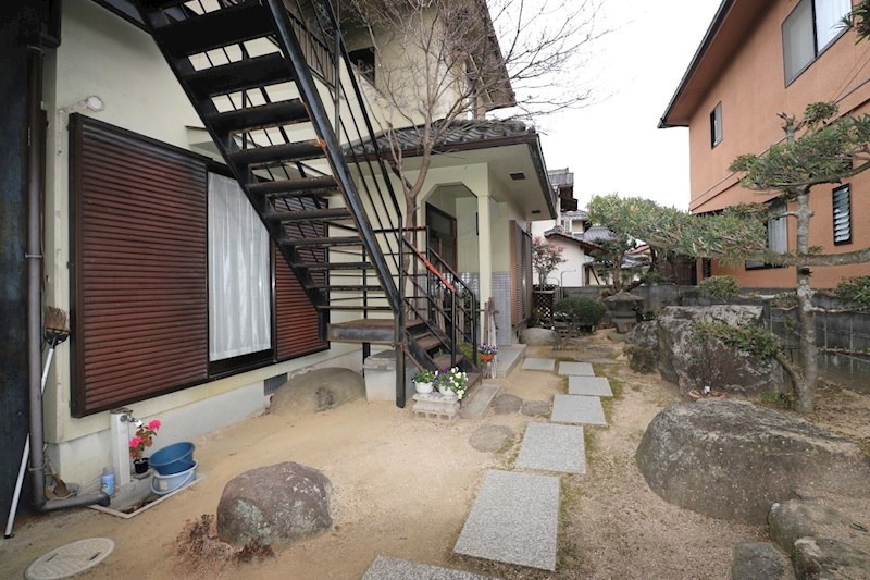 総社市井尻野173-2　中古住宅 現地写真（庭）