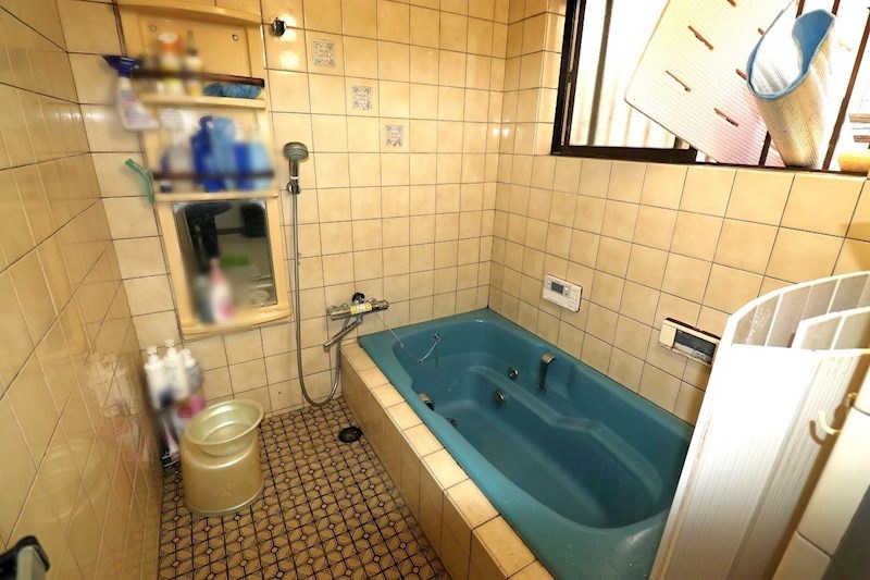 総社市井尻野173-2　中古住宅 内観写真（浴室）