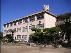 倉敷市中畝10丁目　土地 小学校