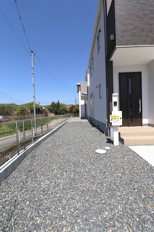 テラシエ岡山市北区一宮1期【全3棟】1号棟 現地写真（庭）