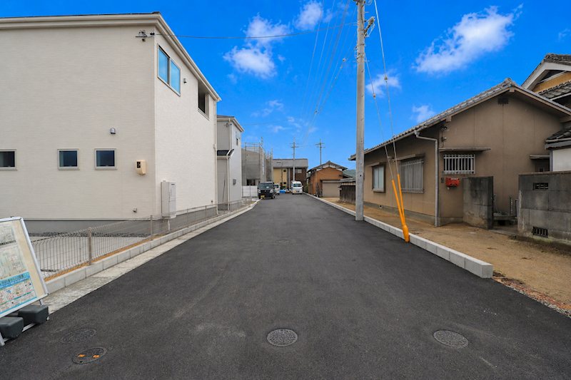 リーブルガーデン岡山市北区撫川第3【全4棟】1号棟 現地写真（前面道路含む現地写真）